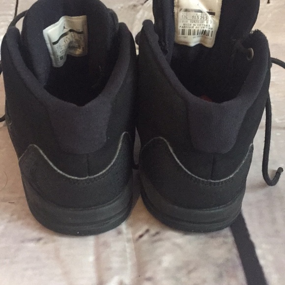 Jordan kids size 12 - Picture 9 of 16